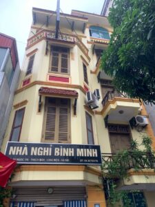 NHÀ MÌNH CẦN CHUYỂN NHƯỢNG LẠI NHÀ NGHỈ TẠI QUẬN LONG BIÊN